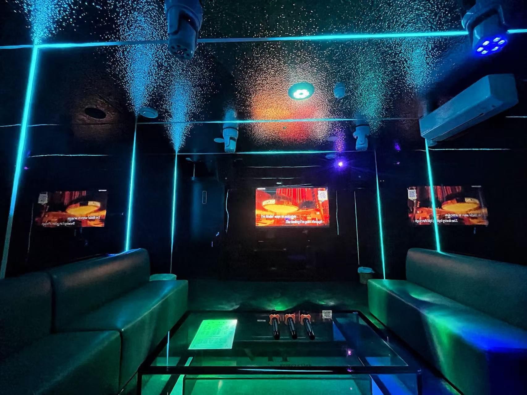 Party Room 2 karaoke room